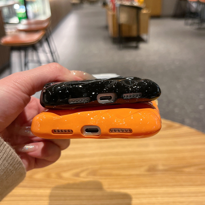 VL109 Case for iPhone